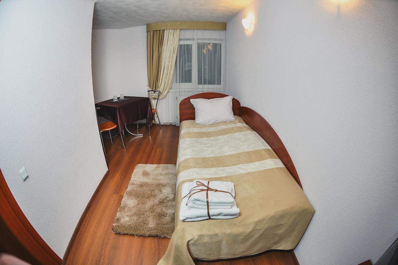 Forsage Hotel Rivne Room photo